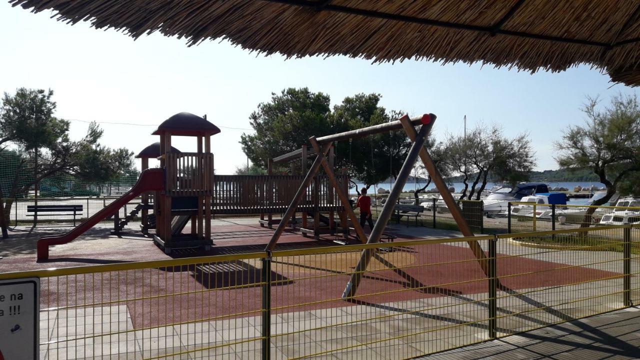 Apartman Alica Srima Vodice Exterior photo
